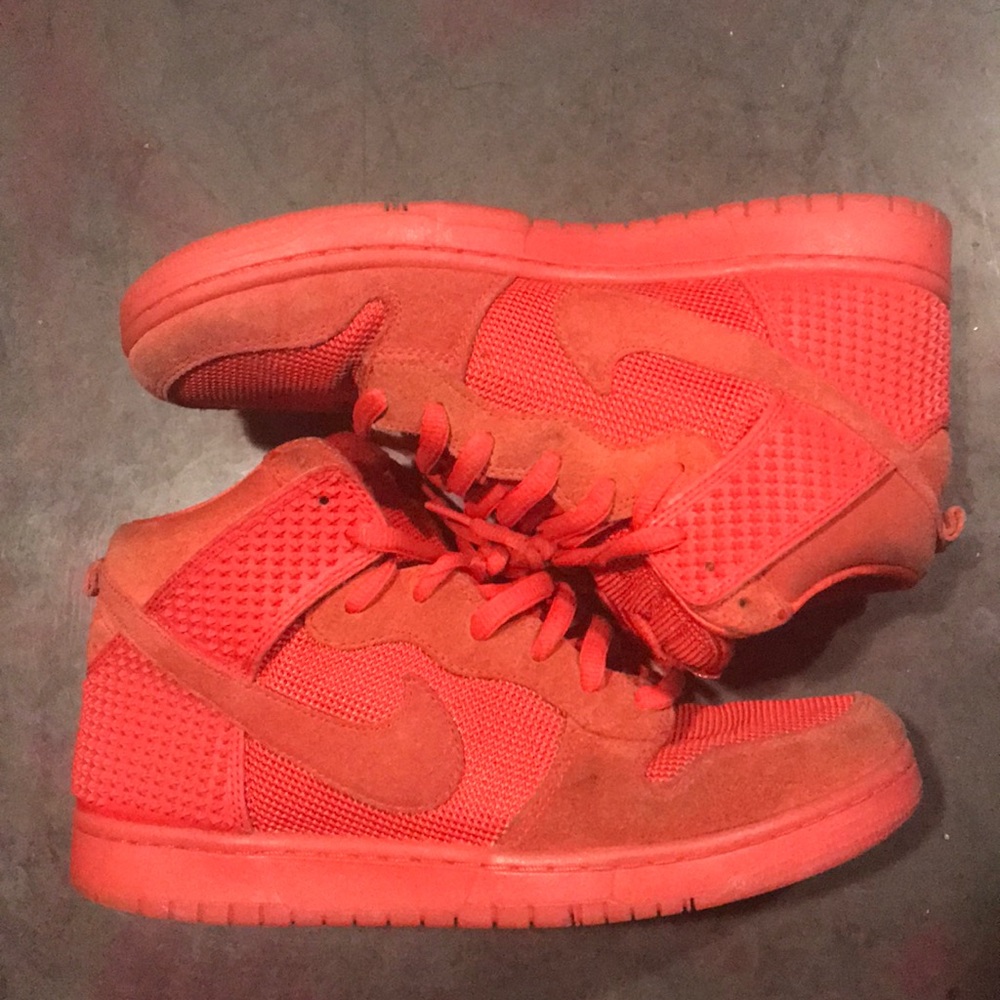 Nike Zoom Red October Dunks